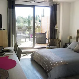 Aparthotel à Deux Pas D'aix, Aix-en-Provence